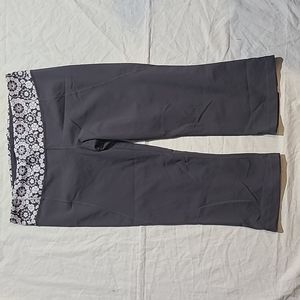 Lululemon Athletica luon Yoga Crop Pants Women's 12